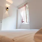 Exclusive - Magritte Style Apartment *