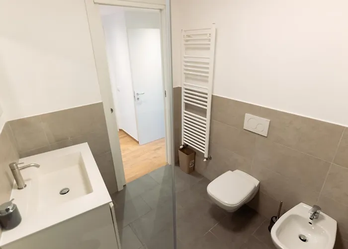 Exclusive - Magritte Style ليكو