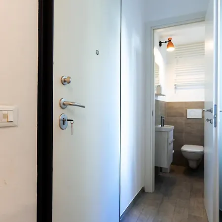 Exclusive - Magritte Style Apartment